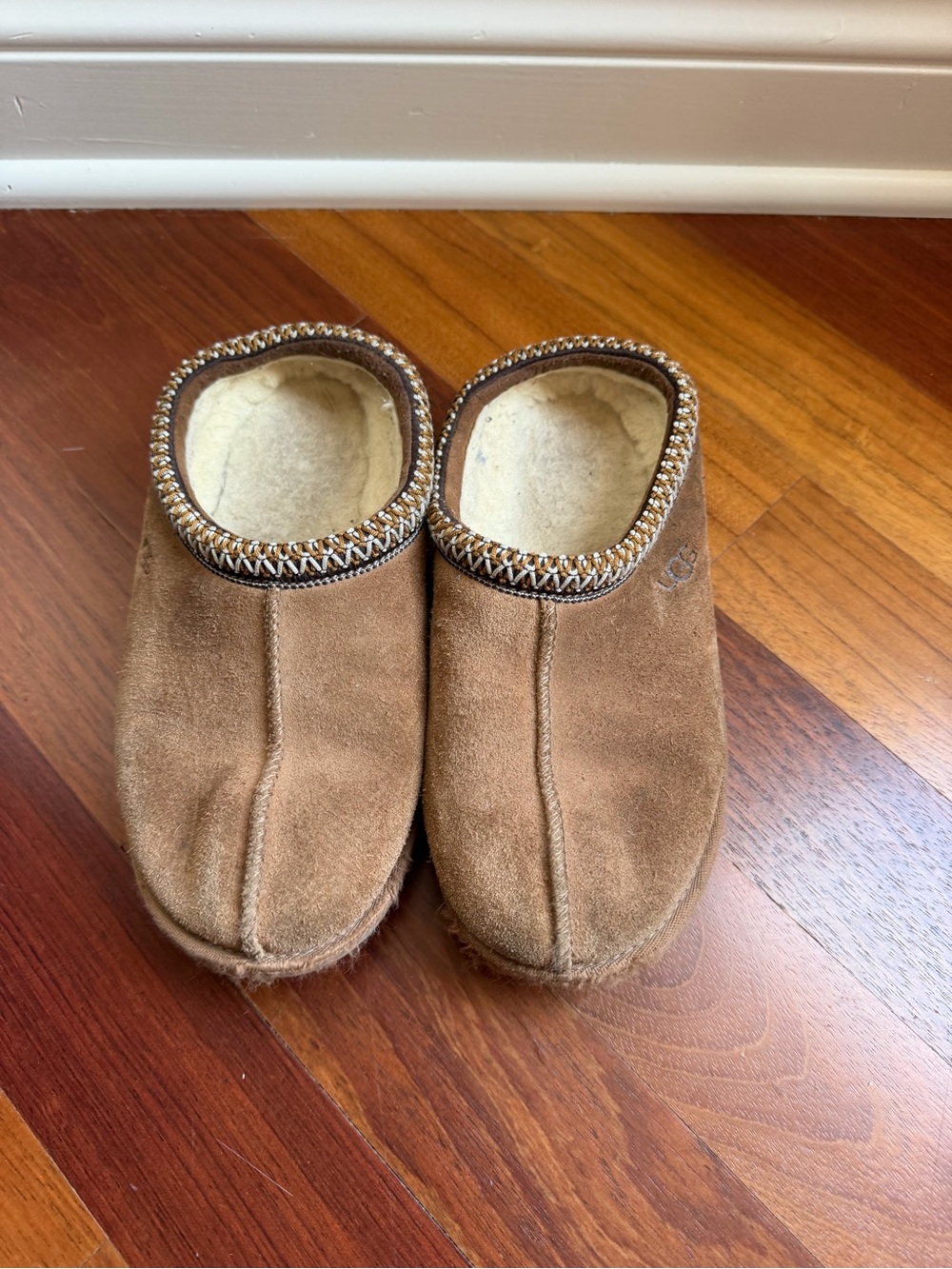 UGG Kids Chestnut Suede Cozy Slip-On Slippers